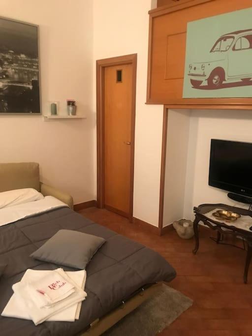 New Property Milan Bagian luar foto