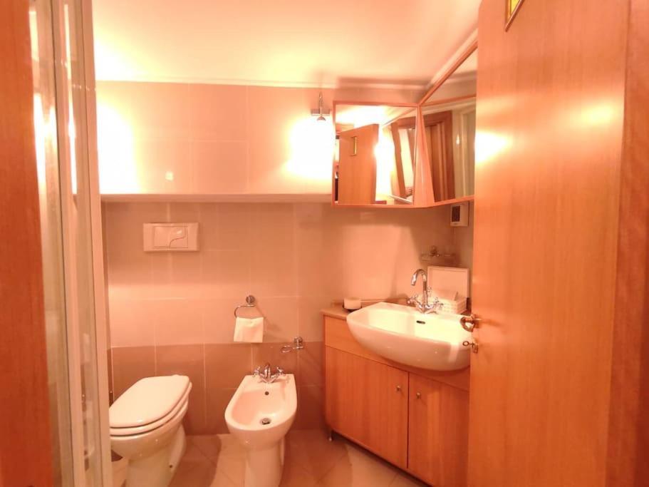 New Property Milan Bagian luar foto