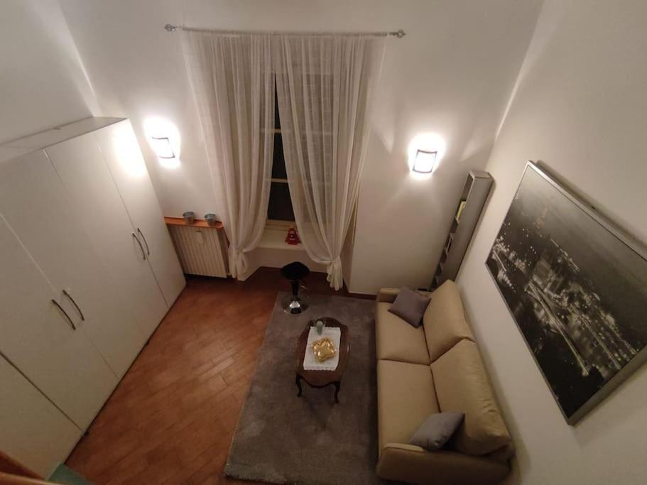 New Property Milan Bagian luar foto