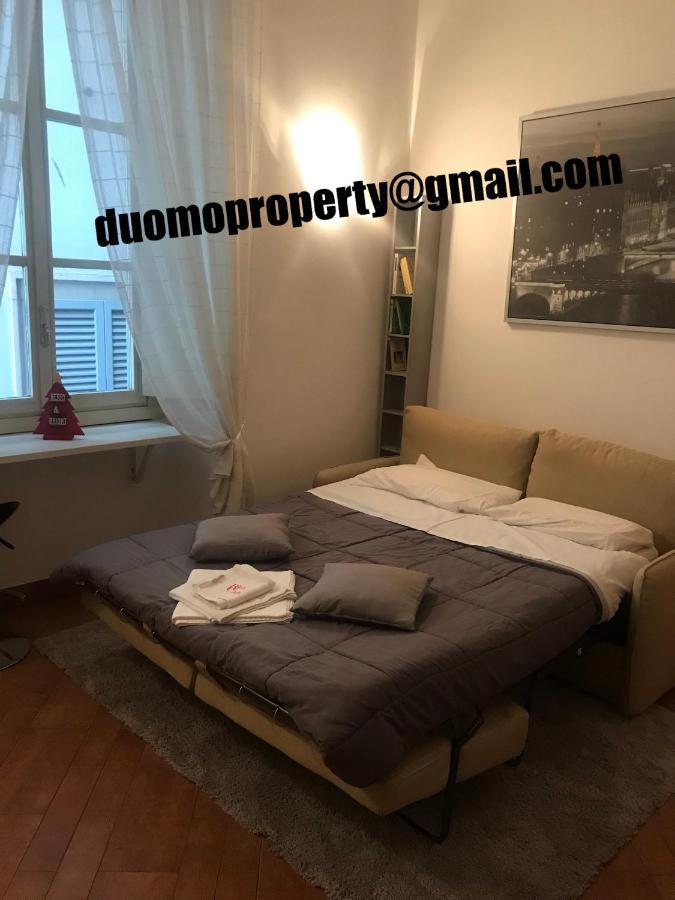 New Property Milan Bagian luar foto